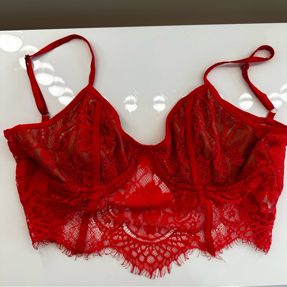 Tiger Mist Red Lace Crop Top